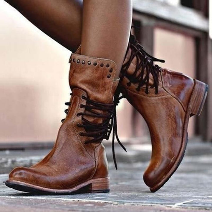 Loreva – Lace-Up Ankle Boots