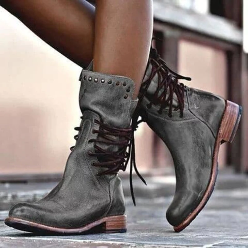 Loreva – Lace-Up Ankle Boots
