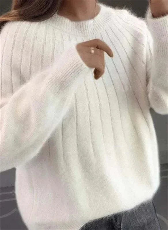 Maria - Soft Elegance Cashmere Knit Sweater