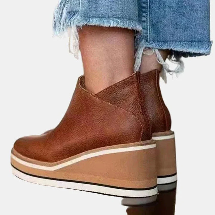 Evelyn - Cushioned Comfort Heeled Boot