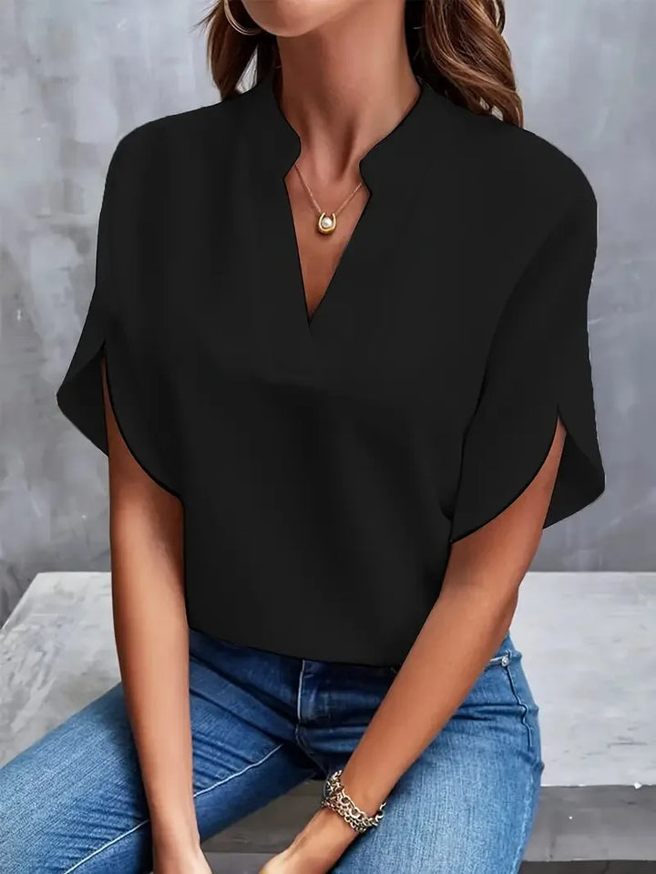 Roswina – Relaxed Fit V-Neck Blouse