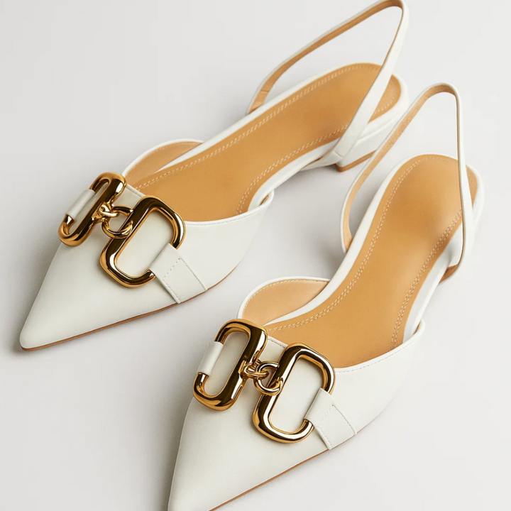 Novara - Pointed Sandals