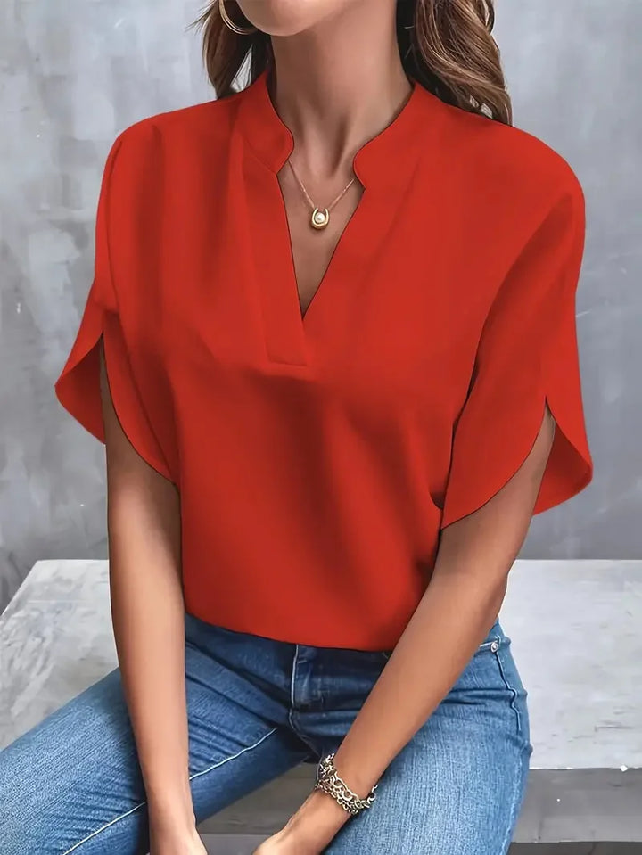 Roswina – Relaxed Fit V-Neck Blouse