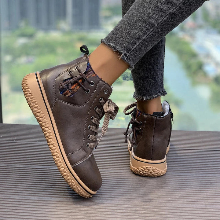 Noline - Comfortable Lace-Up Ankle Boots