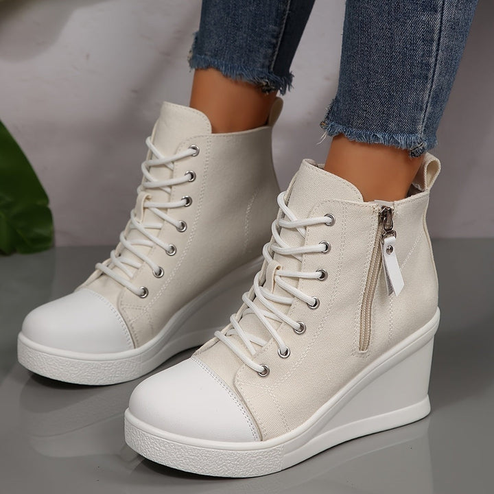 Anna - Wedge Sneakers in Canvas